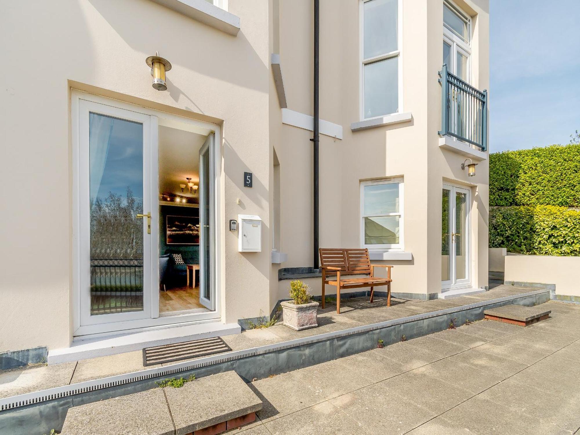 Bryn Y Mor Apartment Tenby Exterior foto