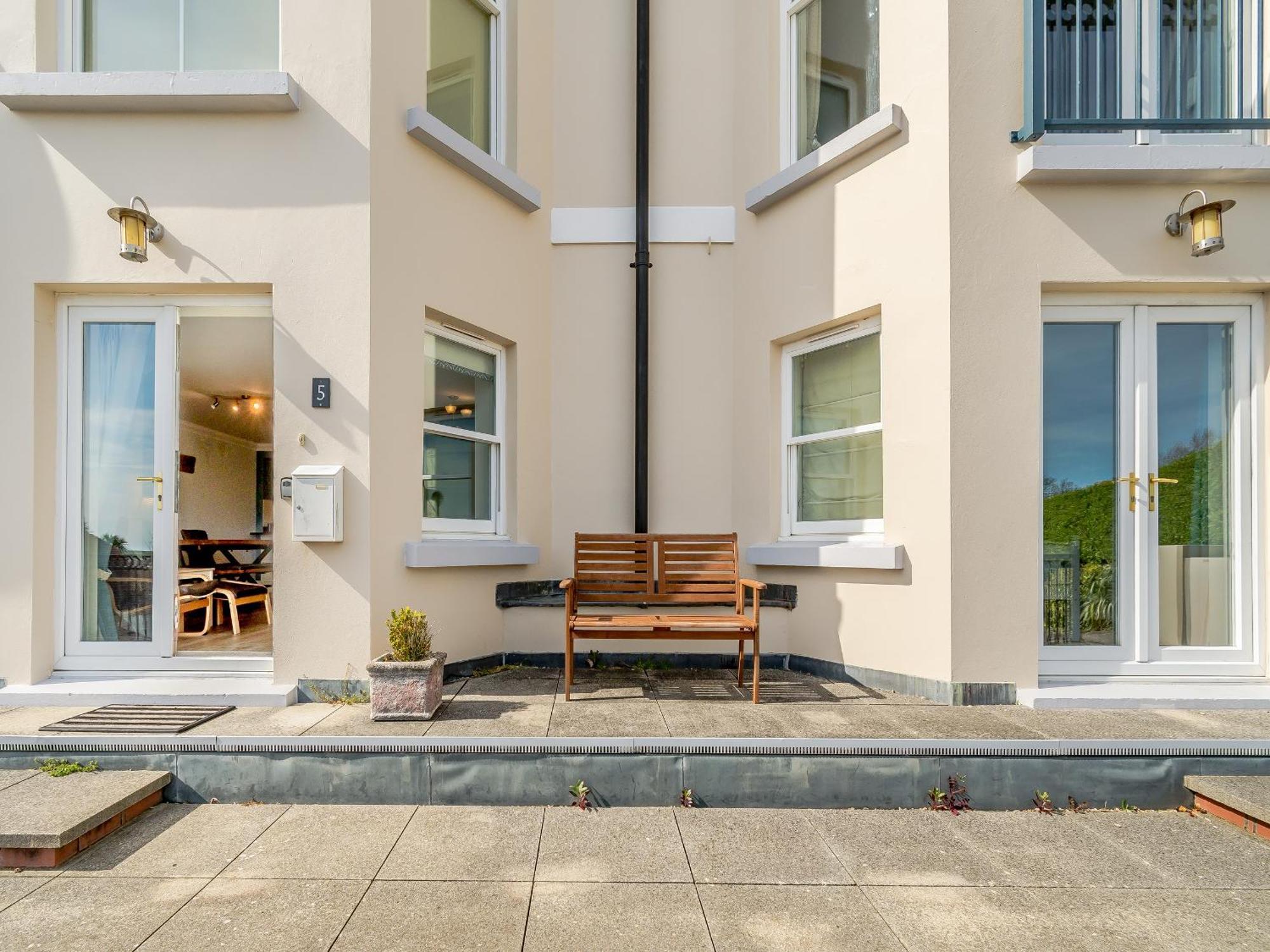 Bryn Y Mor Apartment Tenby Exterior foto